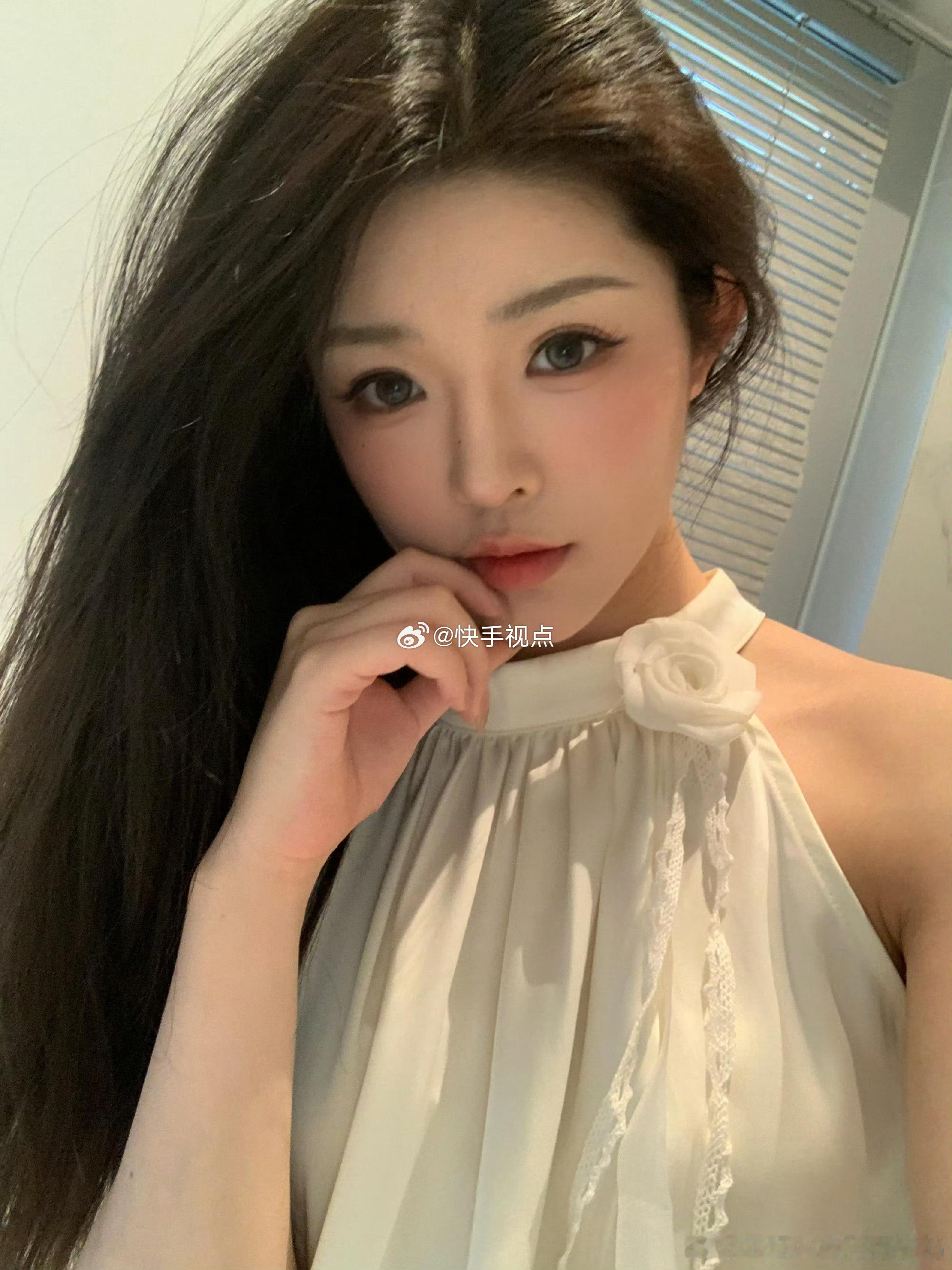 平平咋了？这是和谁在撕逼呢？ 