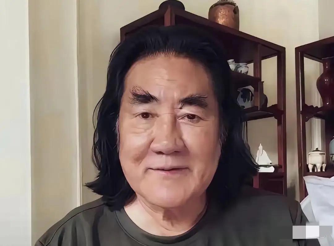 认识这个人吗？
       估计大多数人的答案是：不认识！
        这