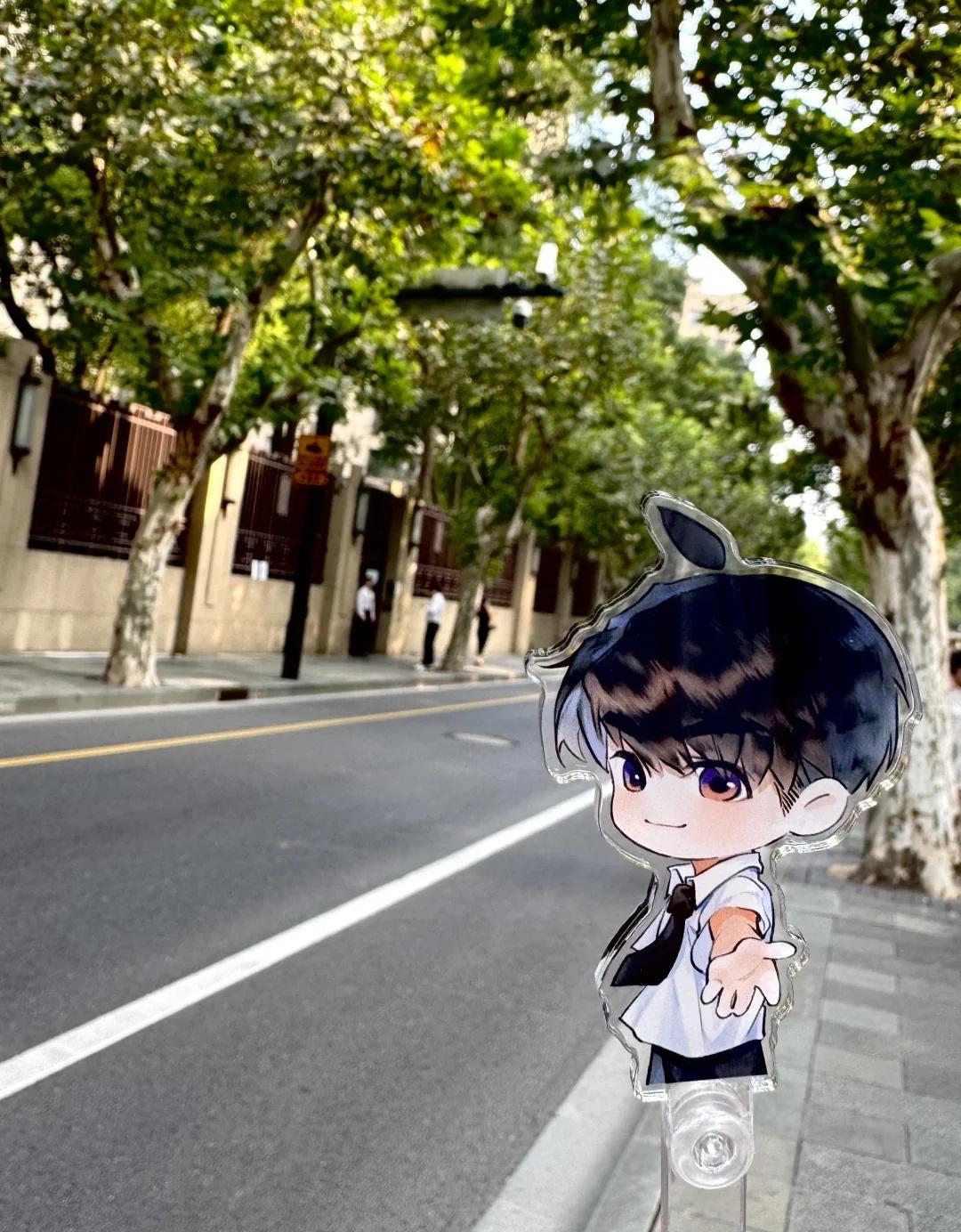 奔夏一刻
是的，上海还在过无尽夏模式🥹
夏以昼 恋与深空 无尽夏