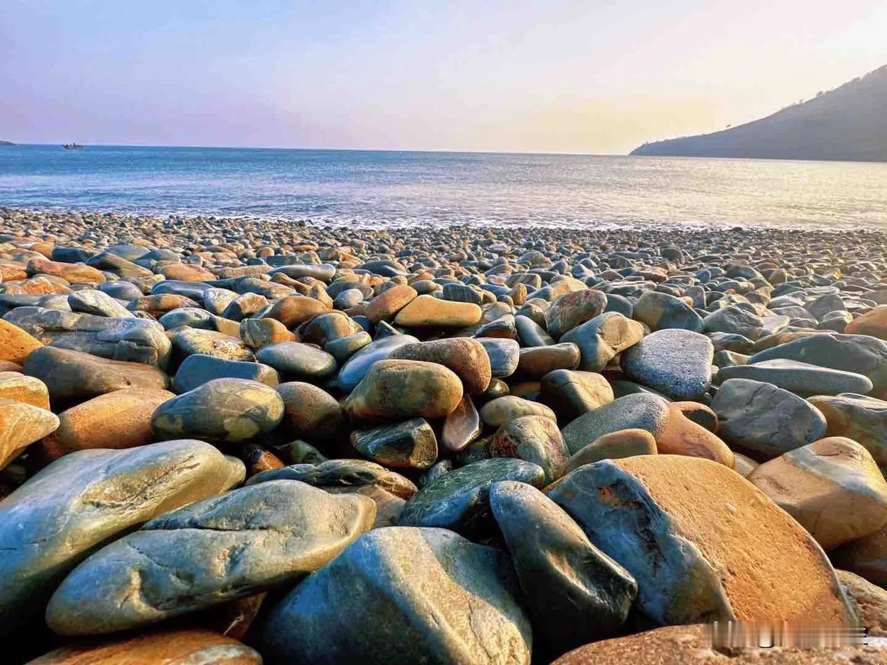 历时九小时徒步八仙墩[笑]抵达的那一刻，我已深深的爱上了这片被时光遗忘的秘境，亿