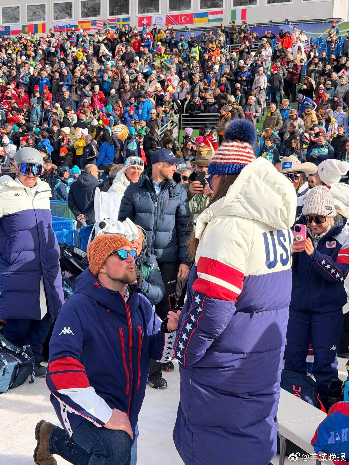 #冬奥选手答应求婚获霉霉祝福# 米兰冬奥会高山滑雪女子滑降项目，美国选手约翰逊获