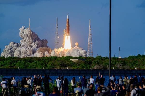 #特朗普拟对NASA科研预算砍半#【NASA科研预算要砍半？美媒急了：不知中国投