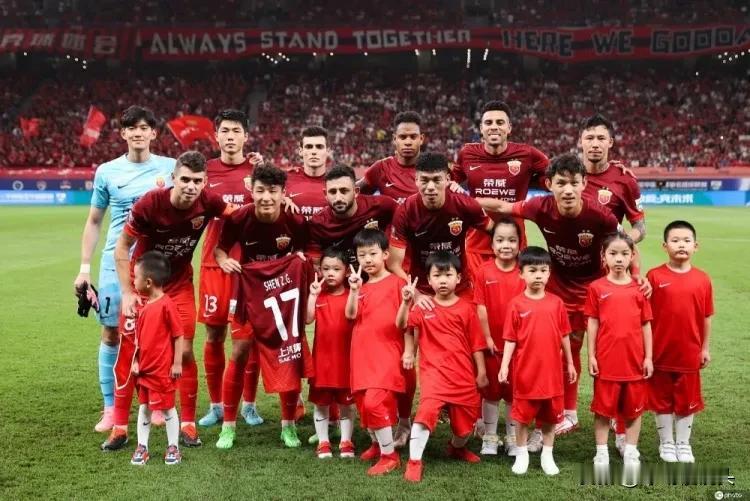 上海海港8：1南通之云，八大惊奇的发现

1，上海海港虽然进了8个球，但却没有一