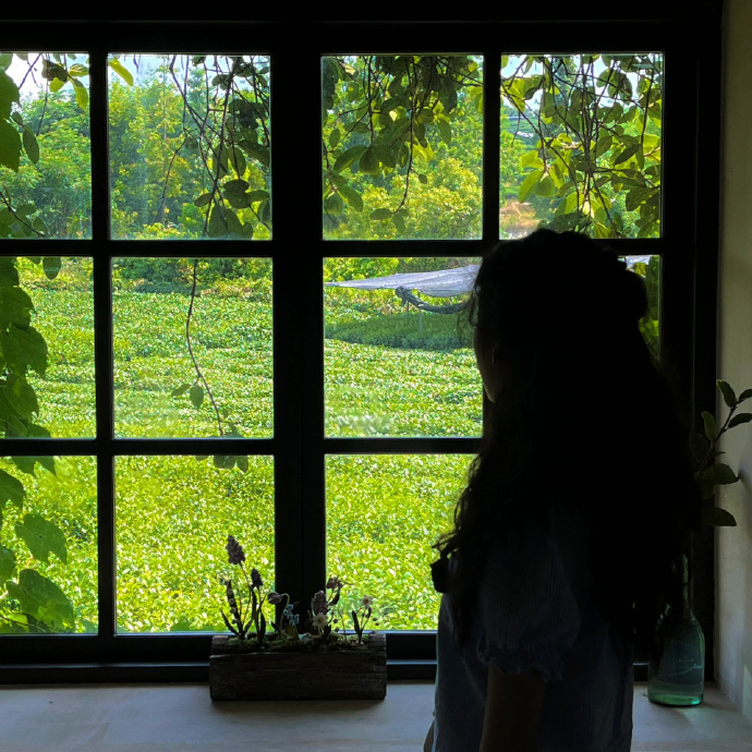 “把自己正在做的事情做到极致，向下生根，向上开花，生活不会亏待每一个努力的人。”