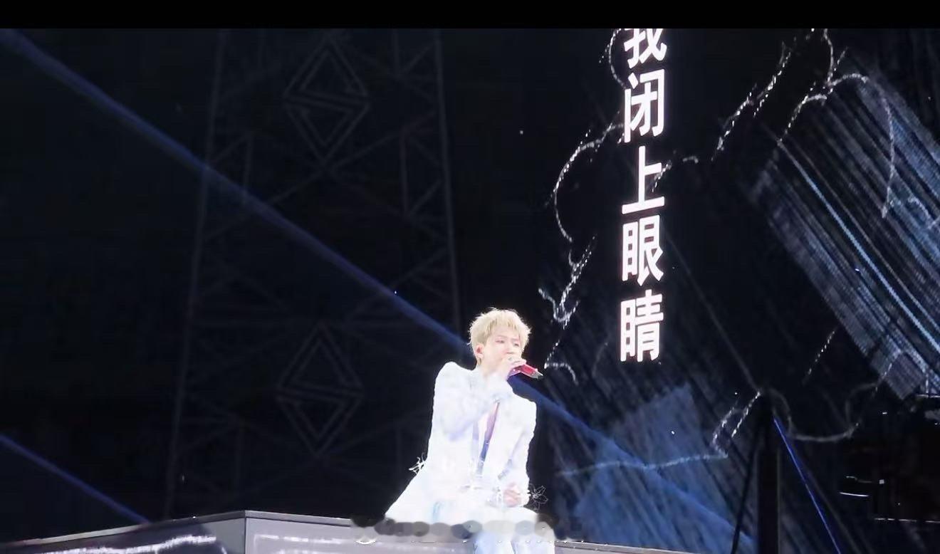 欧阳娜娜拉琴汪苏泷唱晴 《晴》被他们唱出了甜味！娜娜的琴声治愈得让人放松，汪苏泷