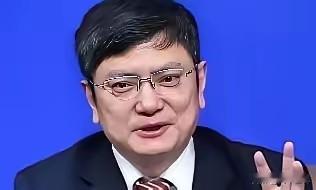 将英语“踢出”高考，取消其主科地位？教育部回应一针见血！不曾想，螳螂捕蝉黄雀在后
