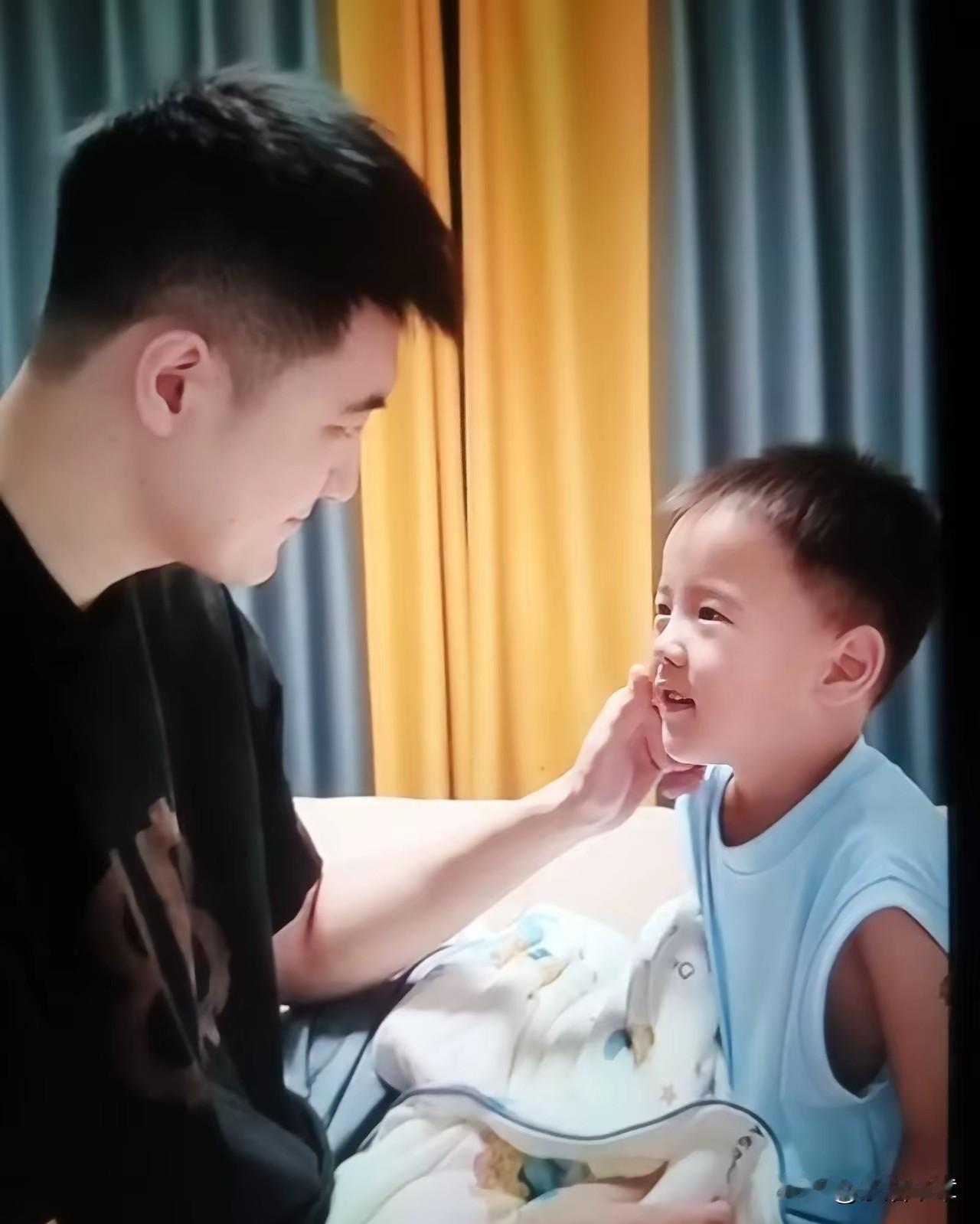 空荡荡的房间，无处安放的思念

母亲走后的第七天，家里冷清清的，儿子问爸爸，为什