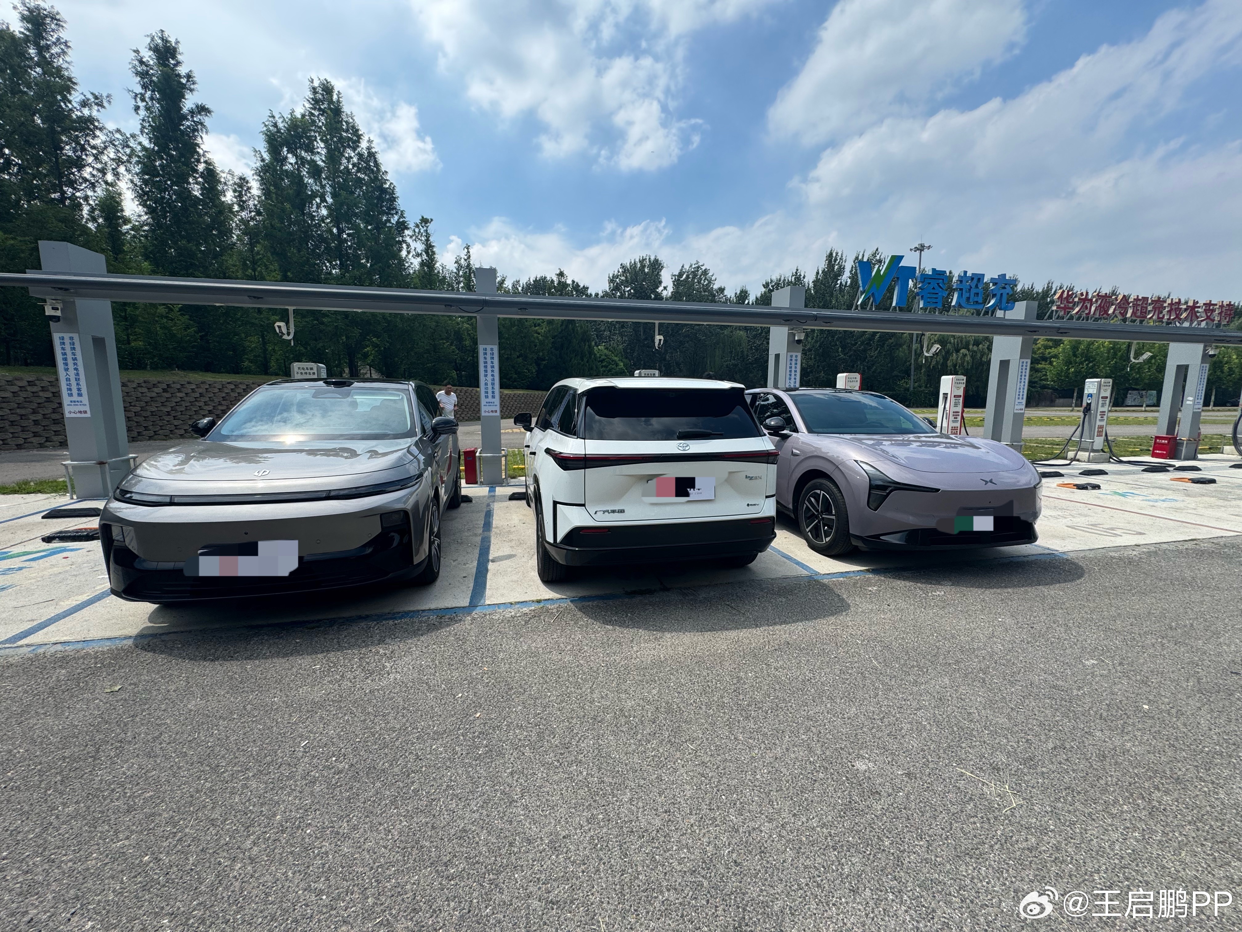 哦豁，零跑B10，小鹏L03和铂智3X，怎么选？我与汽车的日常