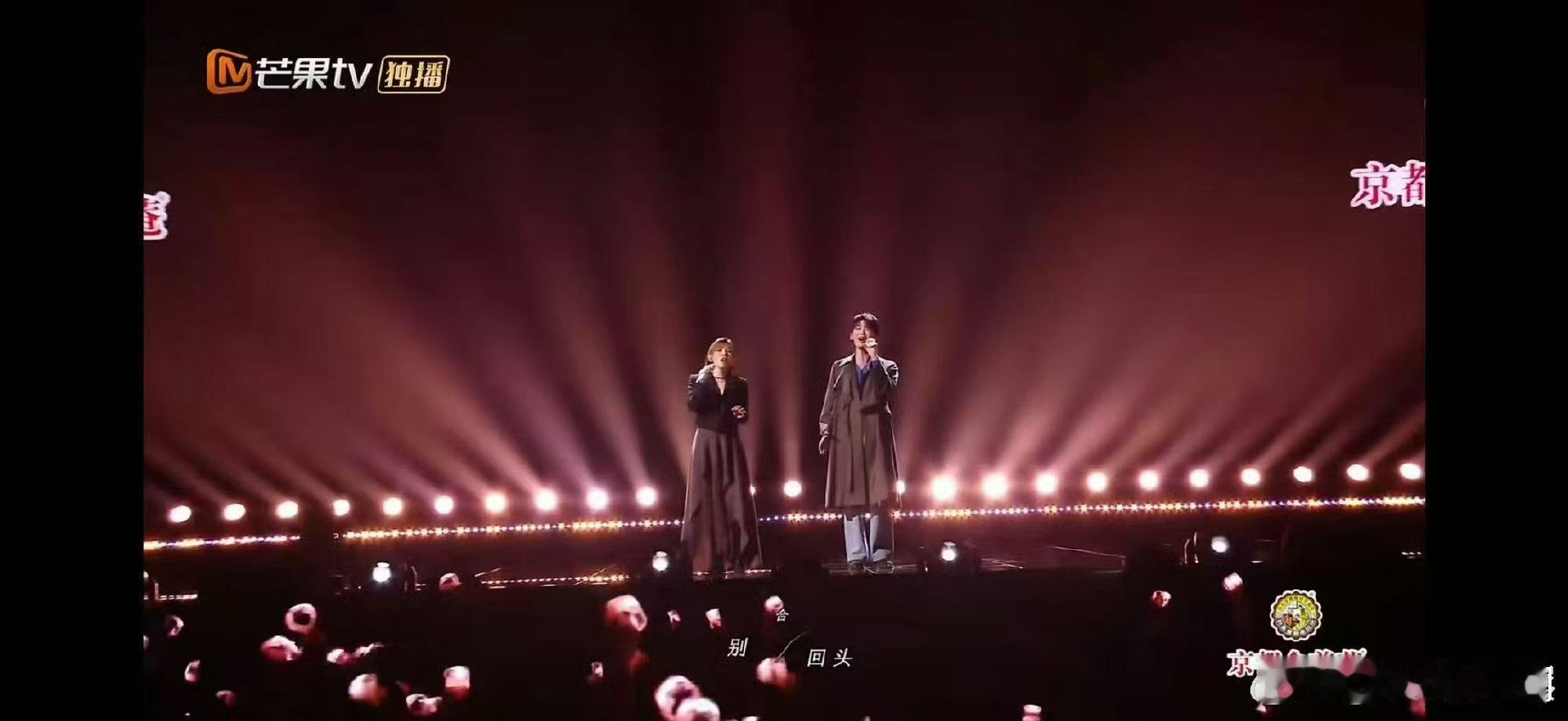 李佳薇王赫野唱夏洛特烦恼主题曲声生不息 双vocal实力炸场！李佳薇王赫野演绎《