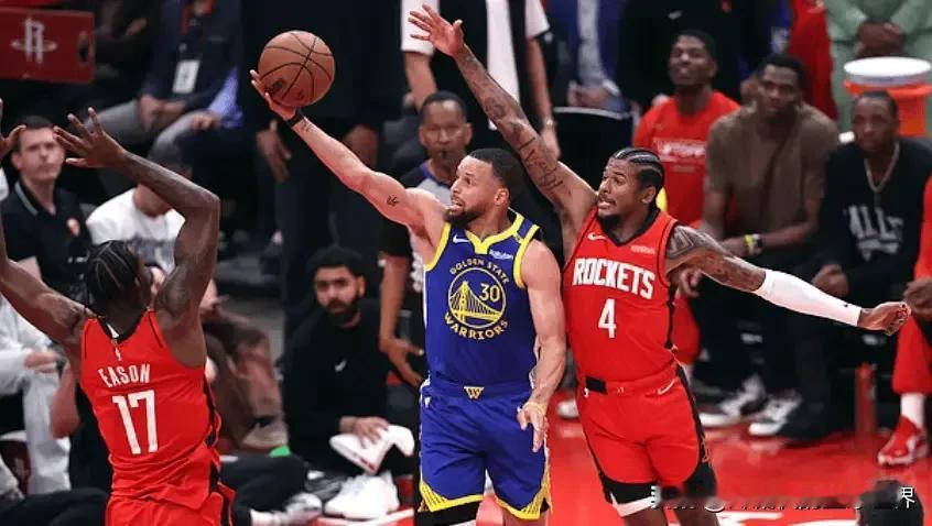 巴特勒:你们太需要我了！
火箭85-95不敌勇士，首轮大比分0-1落后，青年军首