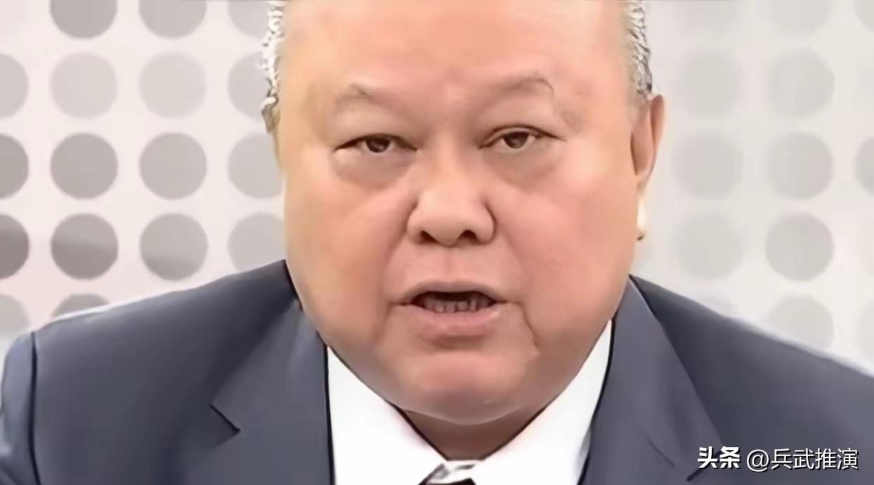 新党副主席李胜峰说：日本跟菲律宾去谈这个“专属海域”，大陆没表态的时候，台湾的渔