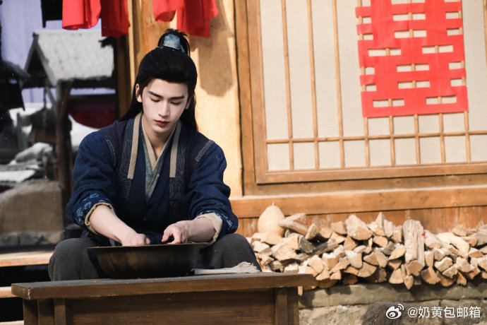 张凌赫每一帧都超级好看你懂什么是男神 