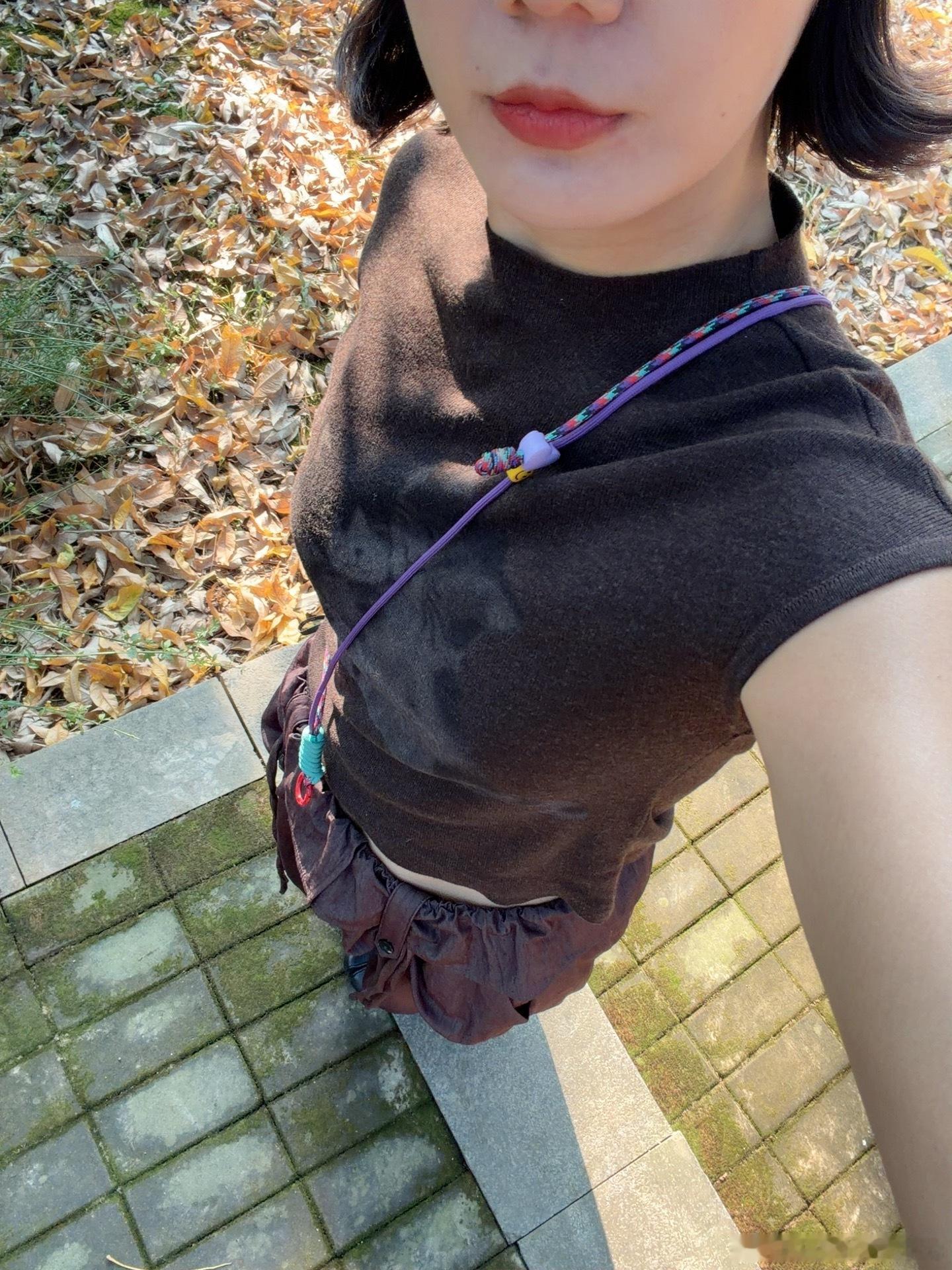 在一个明亮的秋天去植物园散步🚶🏻‍♀️闻着桂花香味，随便走走都很幸福。 ​​