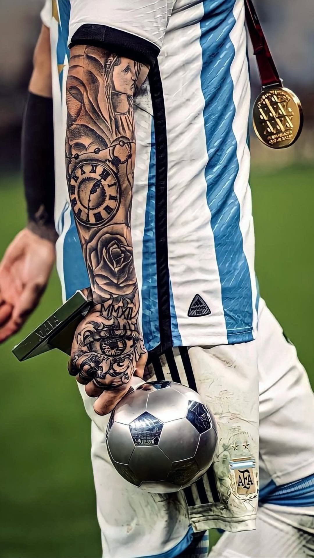 这是谁在纪念三年前崭露头角直达顶峰的时刻？🏆阿根廷世界杯夺冠三周年恩佐费尔南德