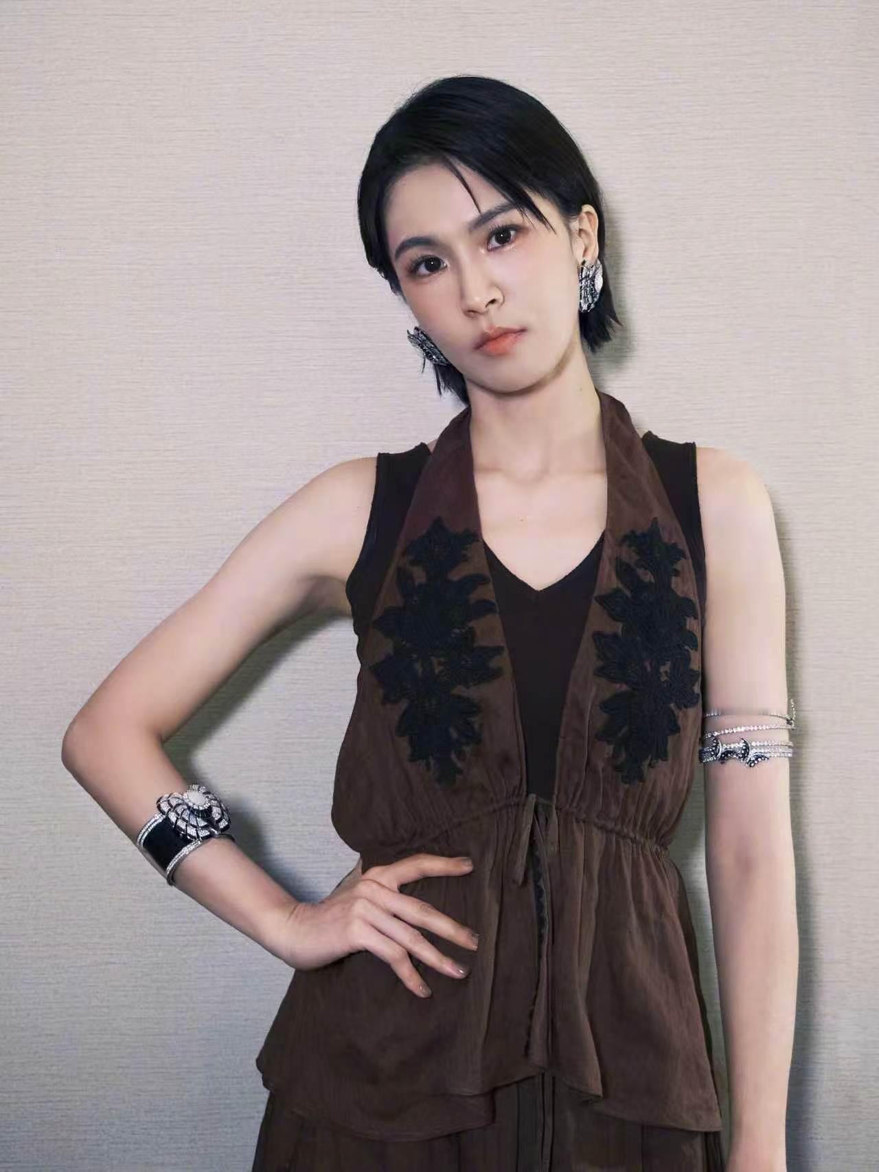 曾沛慈 × Madame Figaro & GLASS！ 首本主流女刊费加罗即将