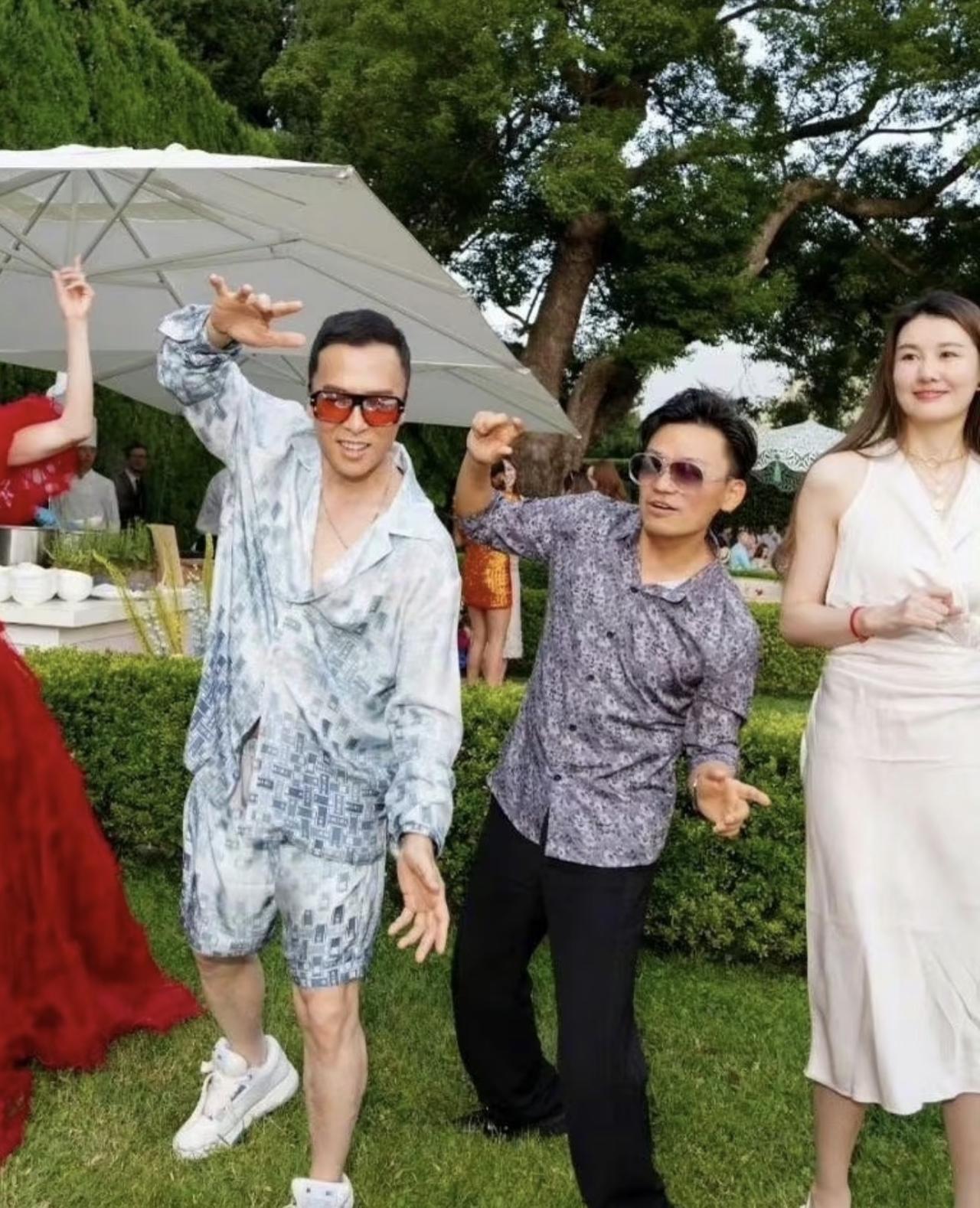 王宝强演戏，有影帝的实力，转型当导演，一部电影《八角笼中》干到22.07亿的票房