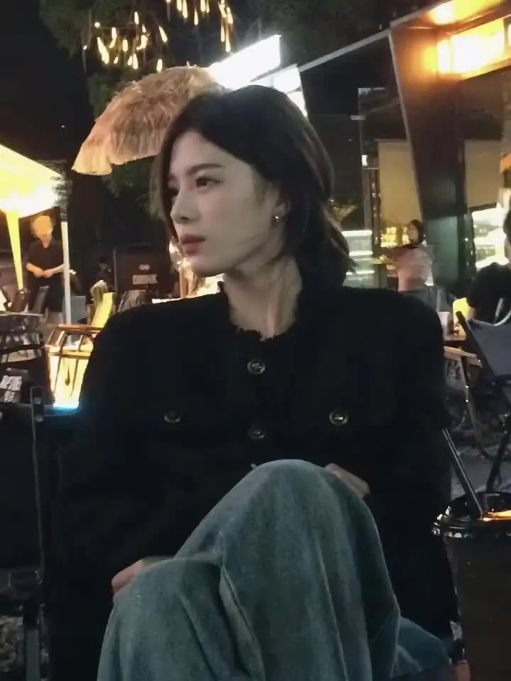 “年少时春风得意马蹄疾，不信人间有别离”