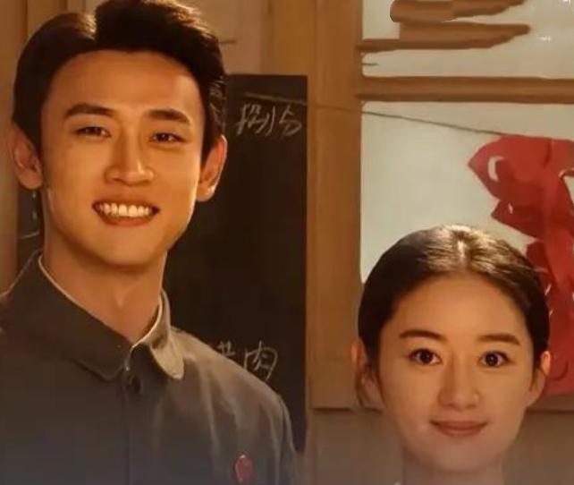 王天辰和郭晓婷二搭再结婚是指两人继《人生之路》后，在新剧《纯真年代的爱情》中再度