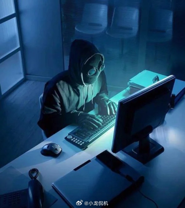 你的屏幕可能正在被实时直播 说个真实的事情，一个搞代码的朋友说你只要把手机放我这