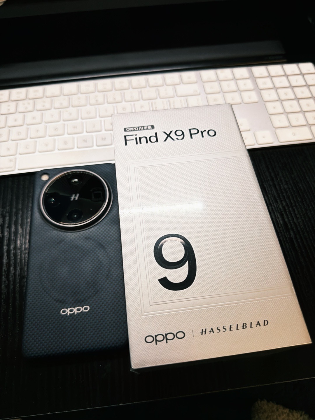 可能是全网最后一个拿到 OPPO Find X9 Pro 的博主_(:з」∠)_