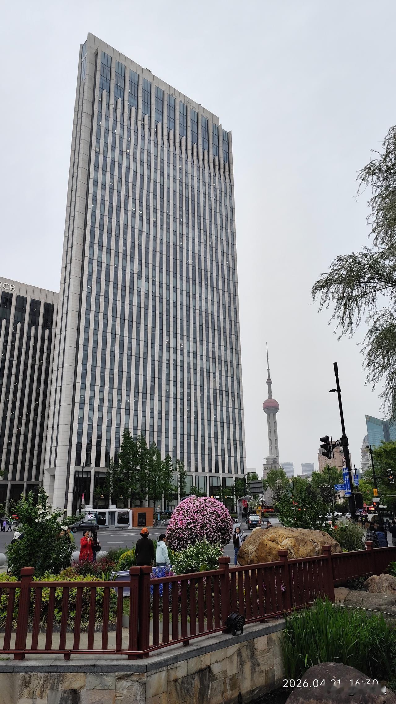 城市风景照欣赏上海城市一角