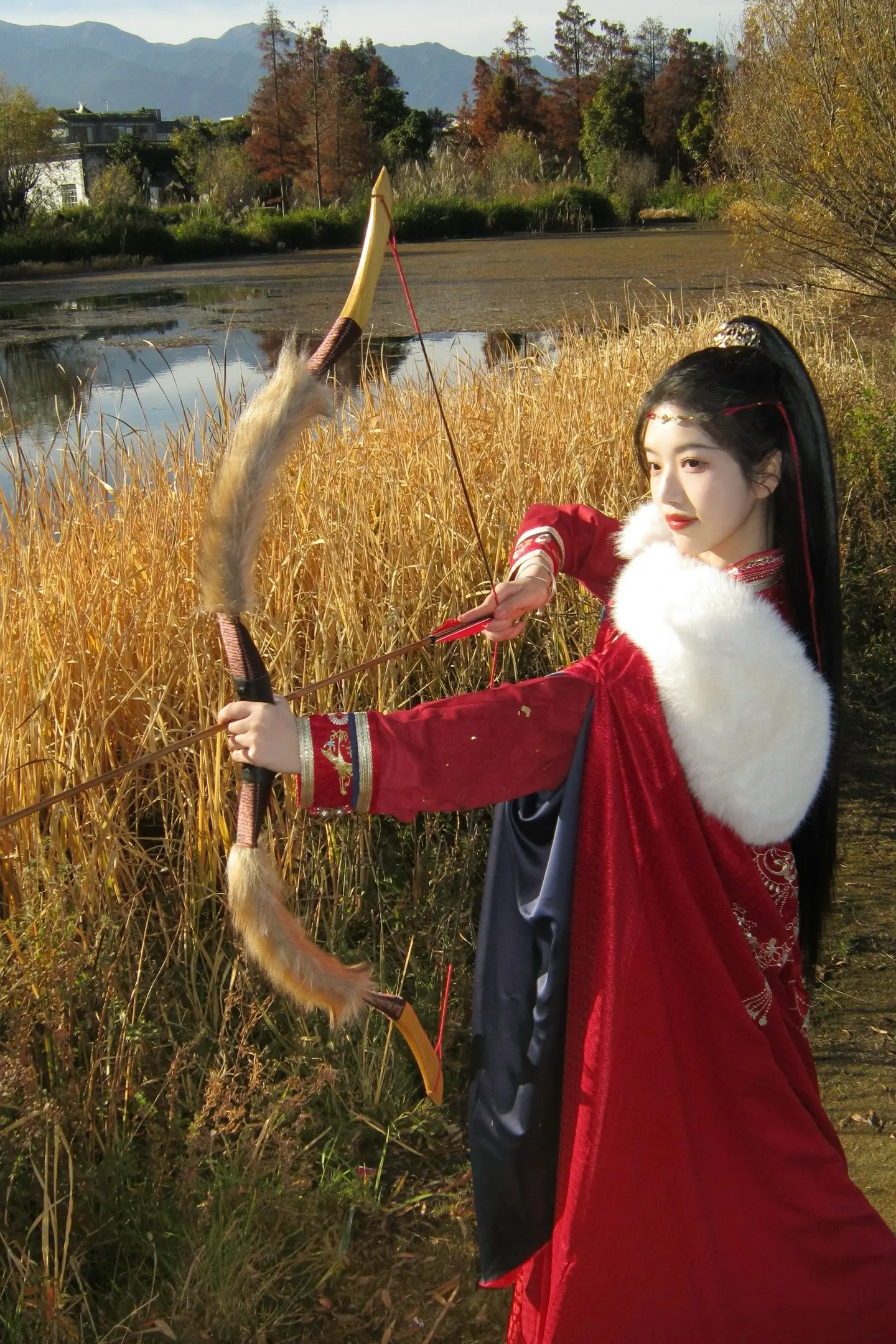 “手中执剑之人，更应该明白剑锋所指何处。”
