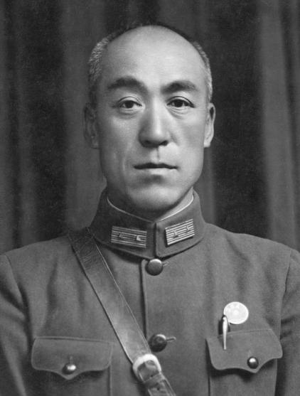 1942年11月，蒋介石密令第一战区长官蒋鼎文除掉赵寿山，蒋鼎文对亲信说：“这种