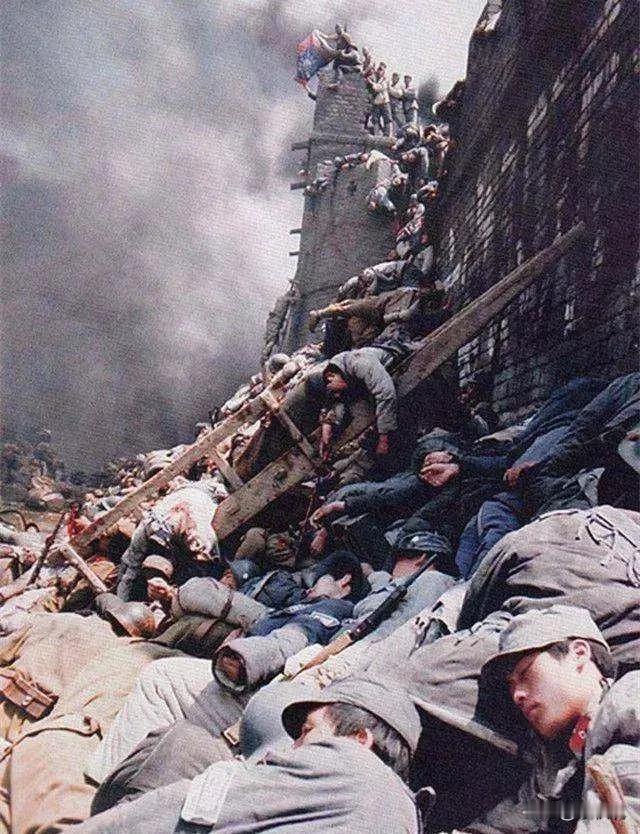 台儿庄战役的国军伤亡是7500人，还是50000人？

台儿庄战役包括临沂、郭里