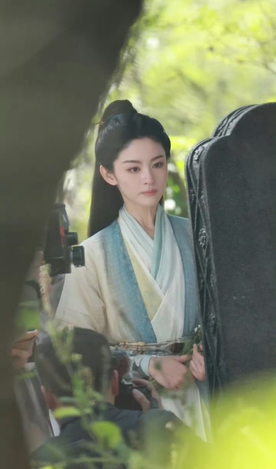 是不是因为颧骨不突出了？ 