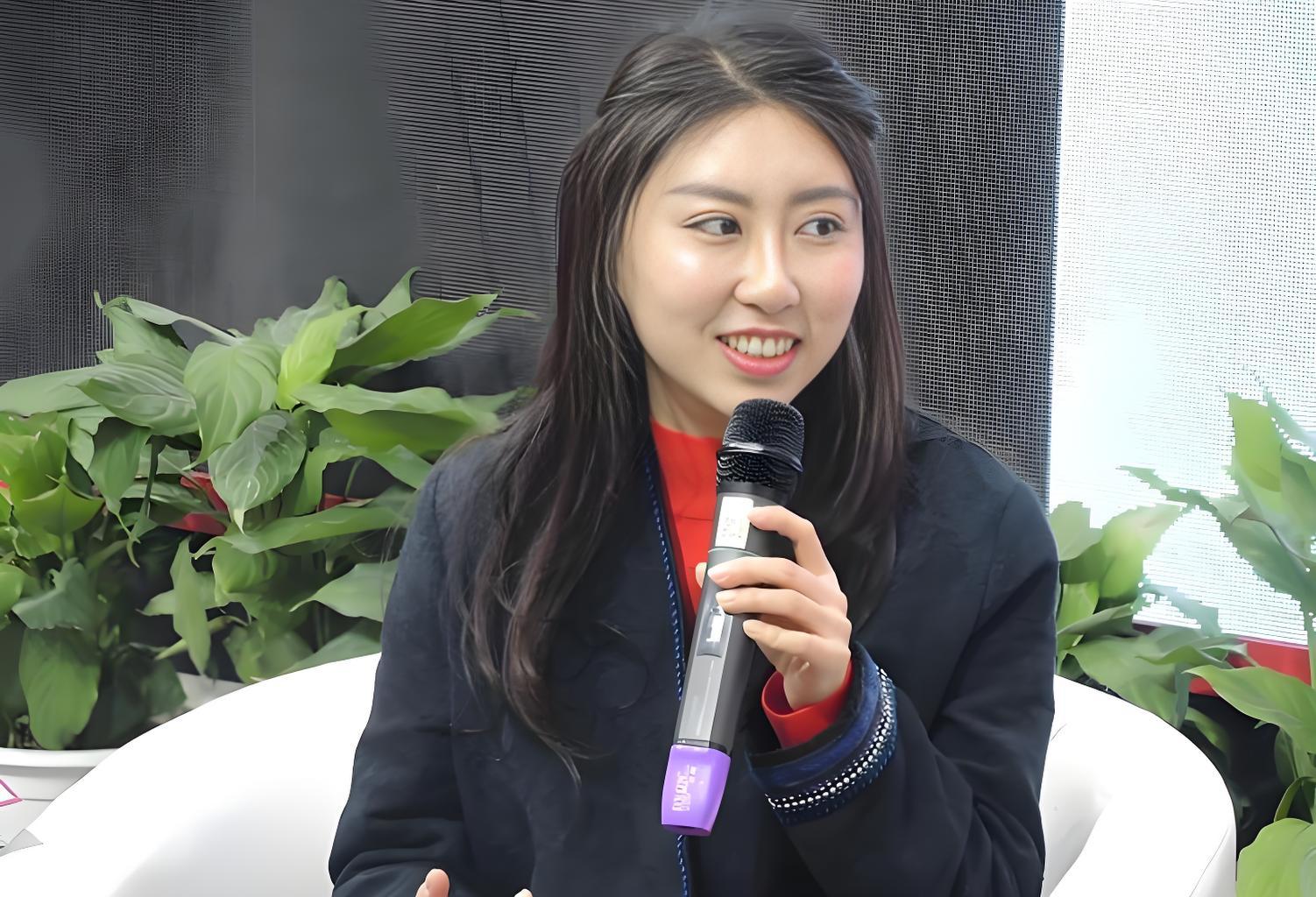 贾浅浅硕士学位被撤销这两天，蒋方舟和贾浅浅的学位都被各自学校撤销了。 