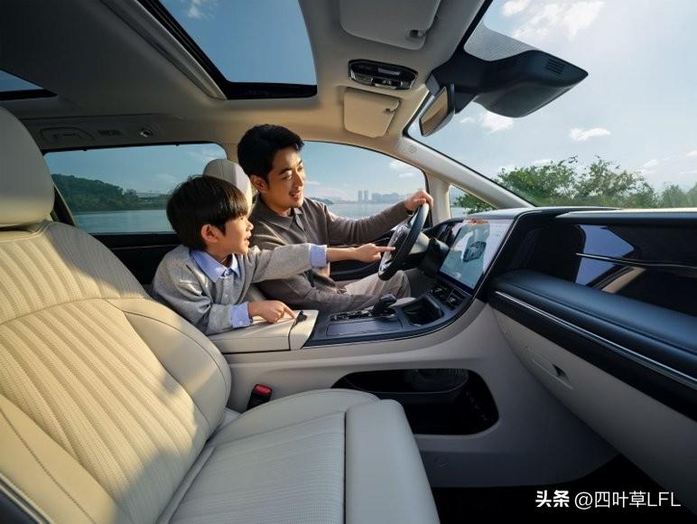 2026款传祺M8 HEV的登场，无疑为中国家庭出行市场投下了一枚“重磅炸弹”。