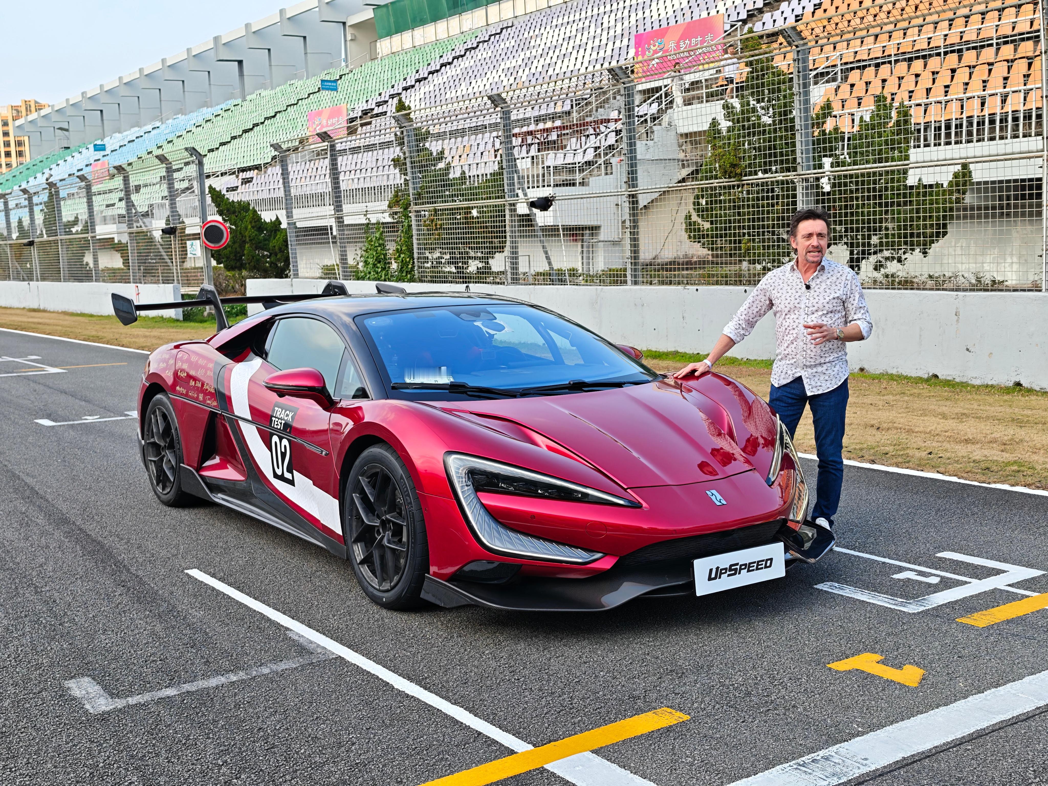 拦都拦不住 又要开千匹电动超跑 珠海·珠海国际赛车场