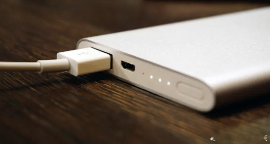 移动电源安全技术规范计划明年发布据悉，《移动电源安全技术规范》（征求意见稿）已于