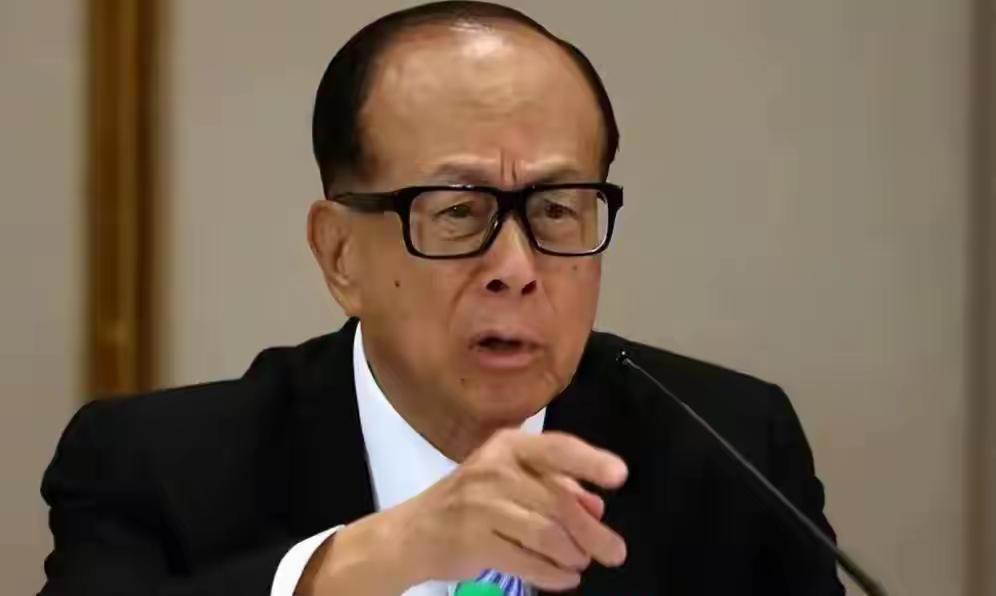 巴拿马撕毁港口的长期合约，是自毁商业信誉的短视之举！这不仅将面临长和等国际企业的