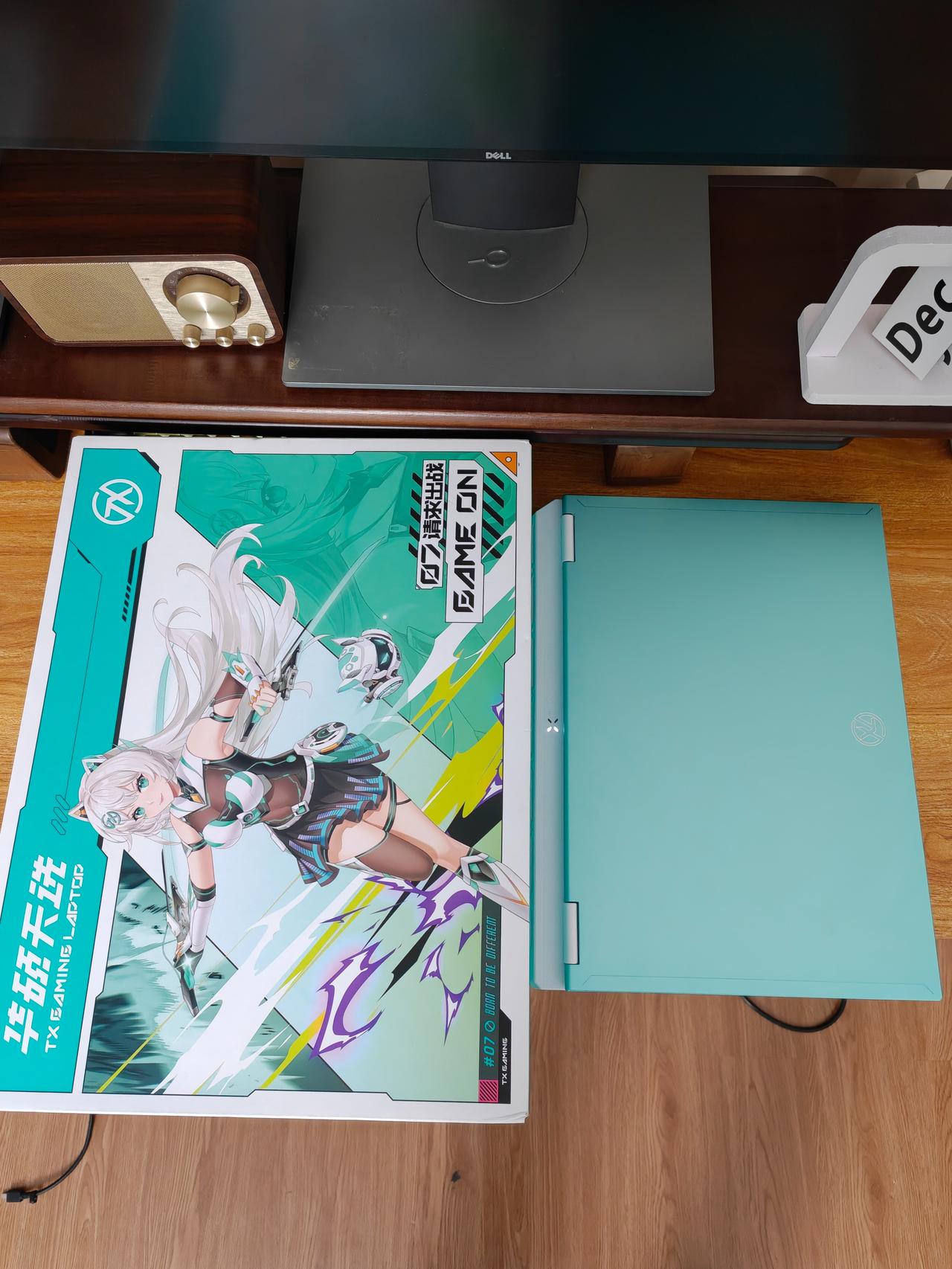 最近在准备大学要用的电脑，身边不少人第一反应都是MacBook。
不得不说，Ma
