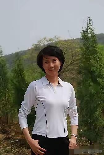 邢质斌可称第一国嘴，李修平则是第一国脸！这是我几十年前形成的印象，至今难以改变。