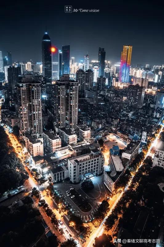 武汉电力职业技术学院：湖北电网亲儿子专科，湖北考生本地稳进国企最优解
 
湖北、