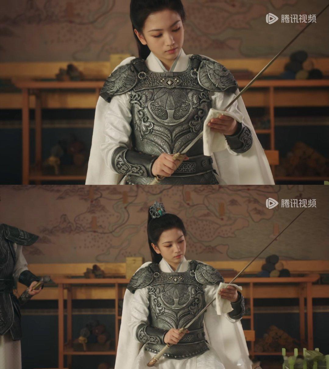 #长相思2阿念瞬间成长#阿念的瞬间成长让人感慨万千。她从一个无忧无虑的王姬，成长