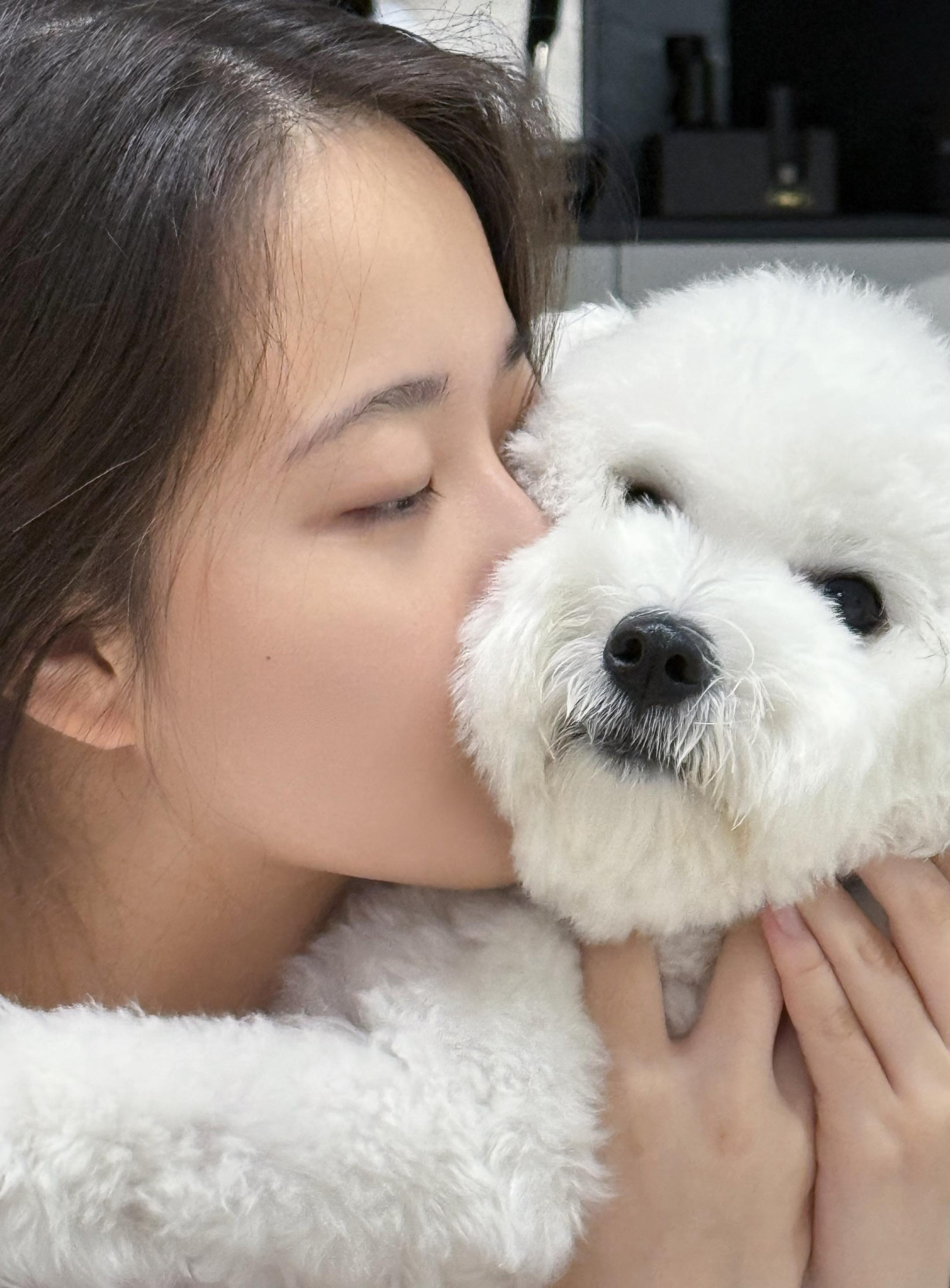 亲口小狗 小狗狗