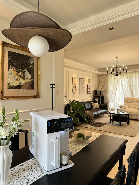 用高颜值净饮机，把打工人的家变成治愈小站