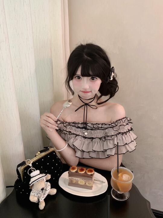 日系甜美风女生的18图穿搭合集来噜♡