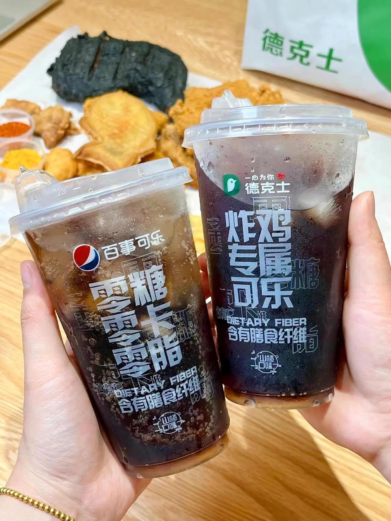 什么鬼？看哲学会引发抑郁?不可能！
  
【吃点炸鸡】

一个哲学共识是：强烈的