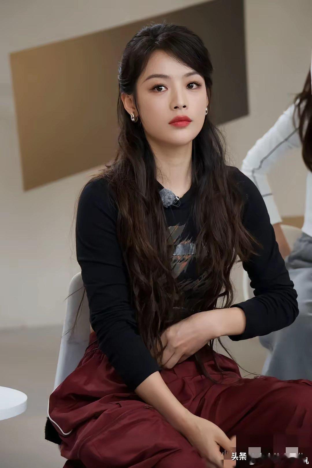 对不起，​我实在无法共情陈丽君，​她这次是离谱了!本人才13岁就进入专门的学校去