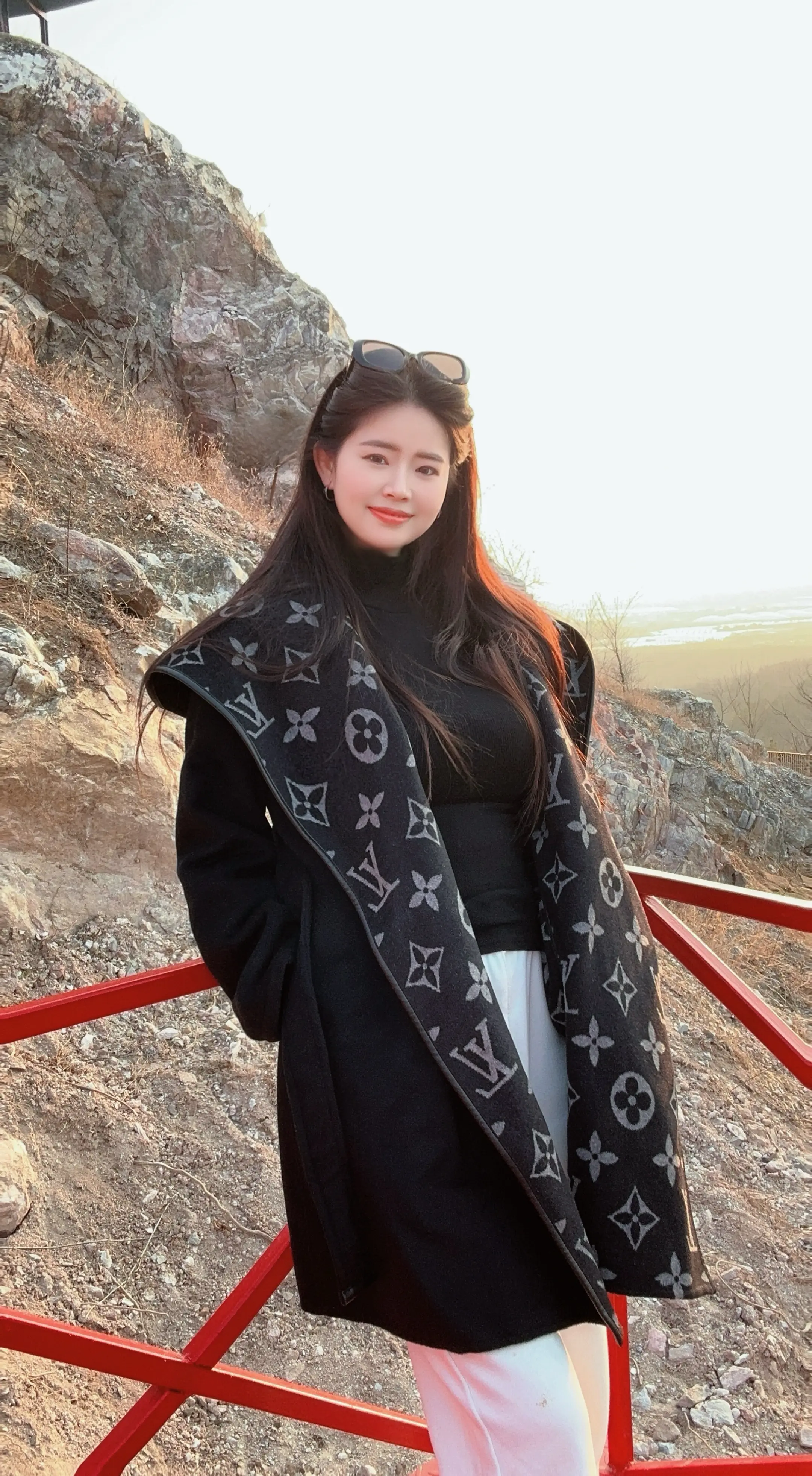 春会来 事会顺 人会好 花会开 风会暖 路会平 运会旺 福会来