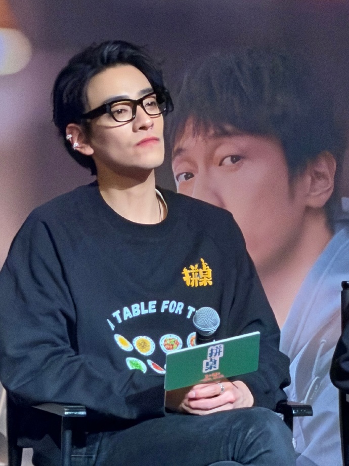 什么事都会骗你但自己的胃不会外婆教会我好好吃饭，把日子过时髦。胃是消化器官也是情