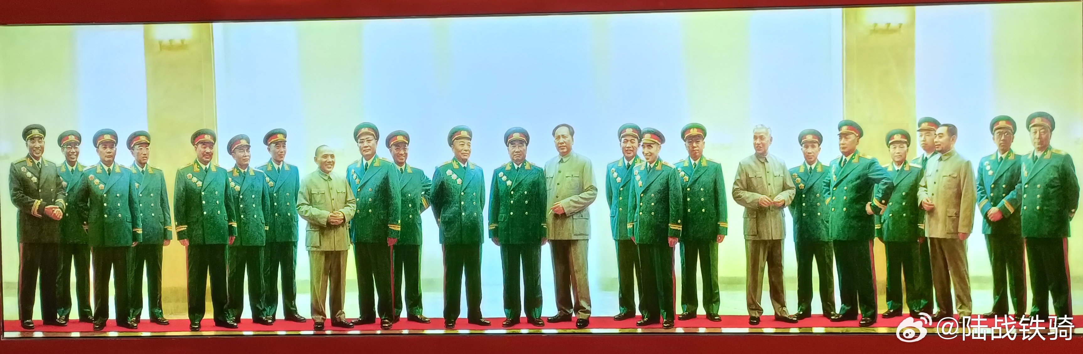 天下虽安，忘战必危。岁月静好，因为有你。晚安，中国军人[鲜花]#我是老兵# ​​