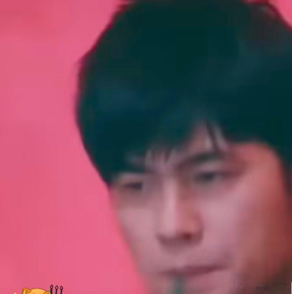 钓周杰伦只需要一杯奶茶 周杰伦爱奶茶好真实，在明星里这爱好独特又讨喜。 他连活动