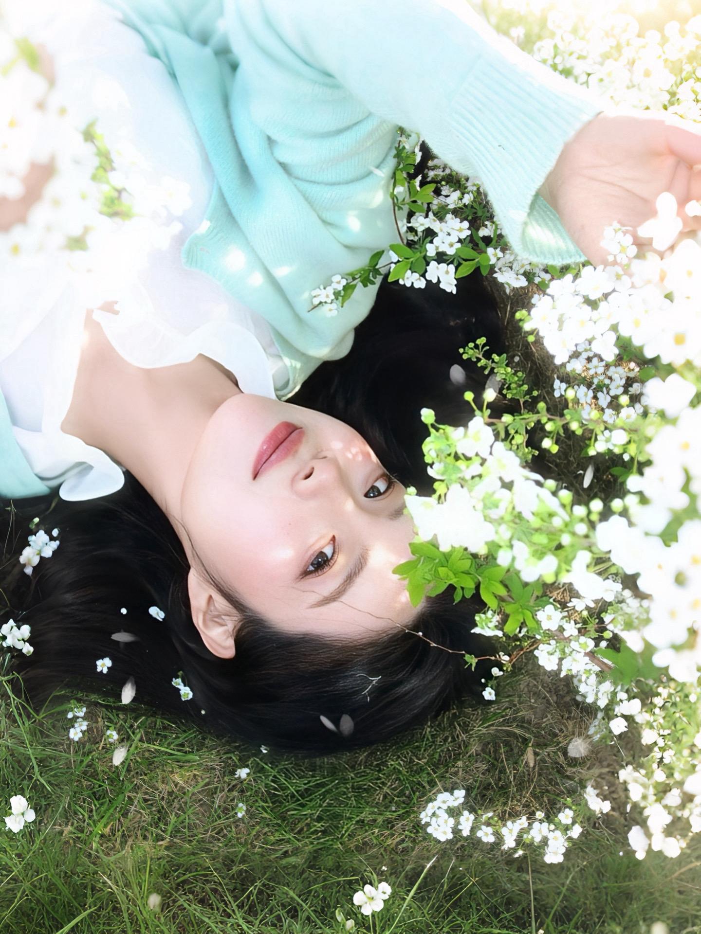* 🕊️ ♡·˚ 雪柳是洒在春天的雪。
