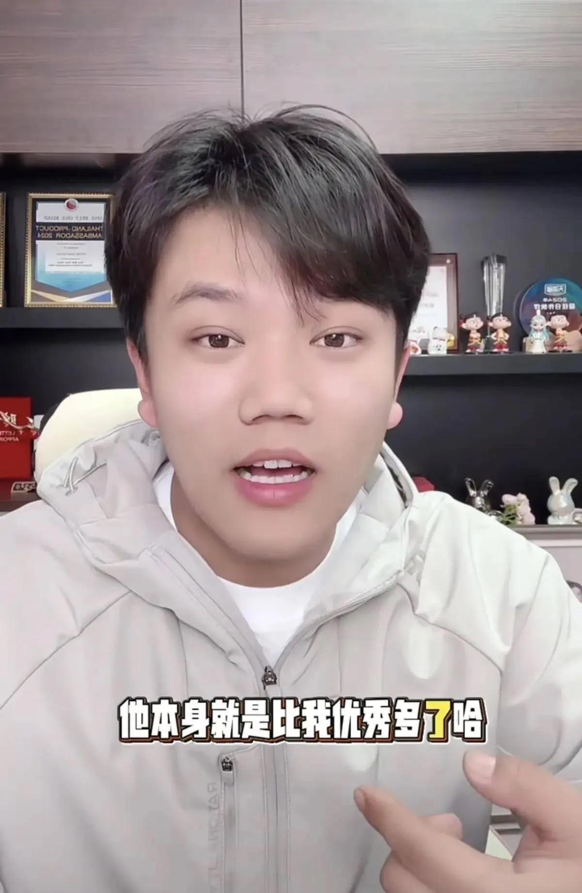 谢清帅把800万积蓄砸进短剧向光而行预告片，24小时充了3200万播放，去年还在