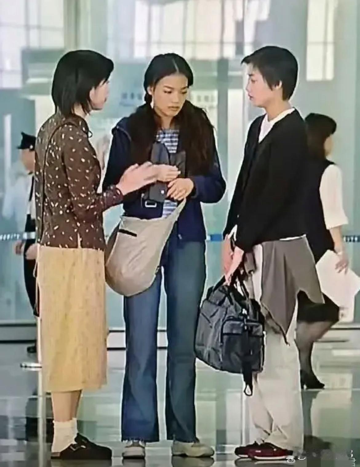 20年前的港剧，勃肯鞋是认真的吗？ ​​​